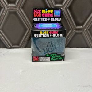 NeeDoh Nice Cube Glitter & Glow BLUE- NIB
